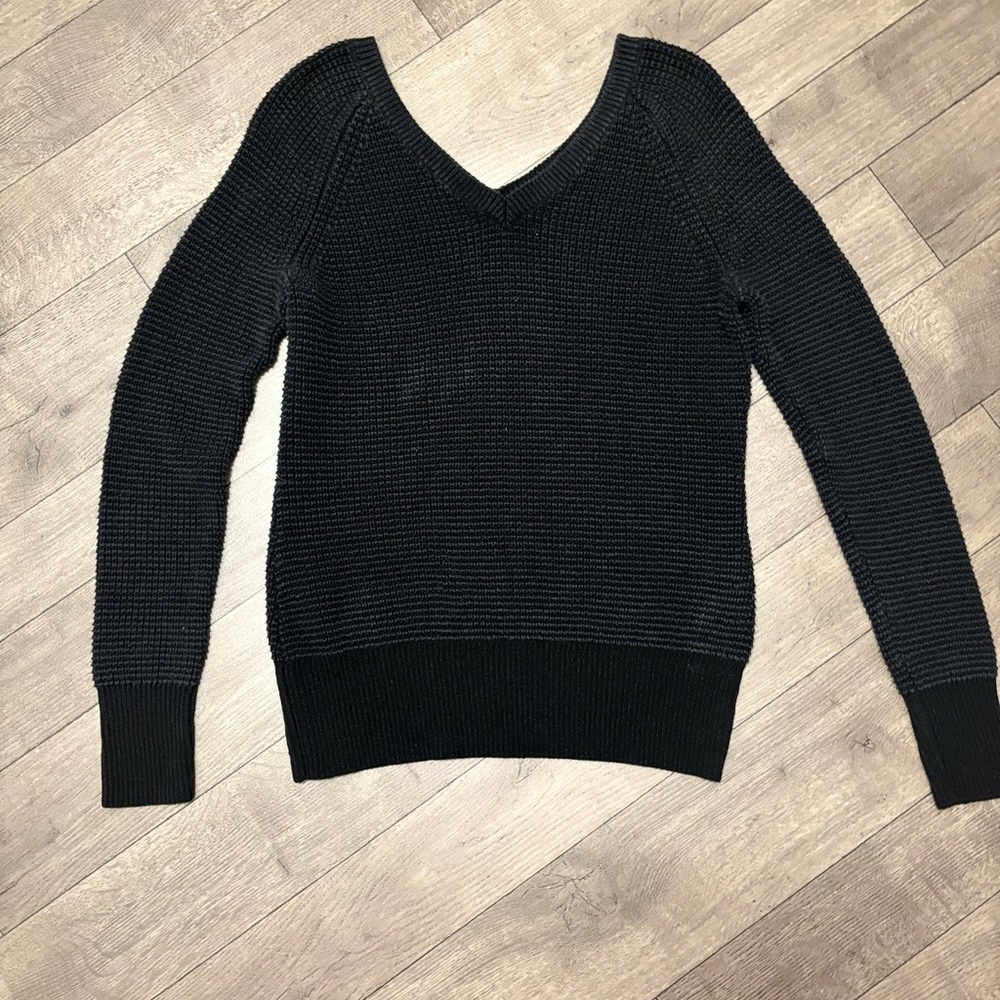 Calvin Klein Knit Sweater V-Neck Large